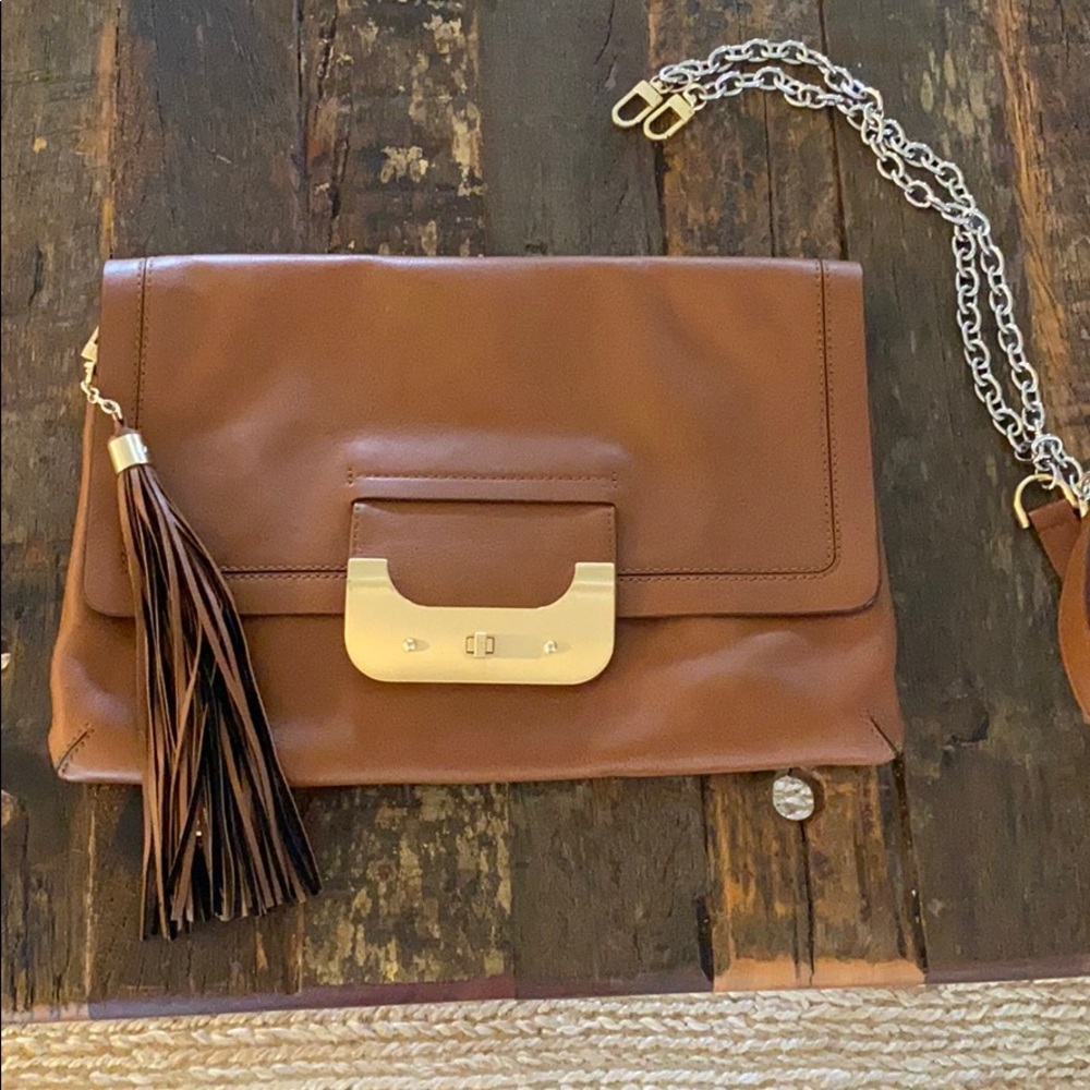 DVF clutch/crossbody handbag . EUC Tan